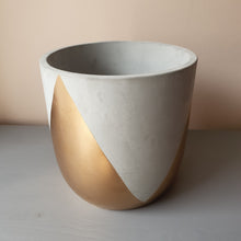 Load image into Gallery viewer, Extra large concrete indoor plant pot planter grey gold zigzag geometric painted 20cm 8 inch 8in Scandi Nordic houseplant plant pot neutral patterned simple stylish cheap value Edinburgh Scotland UK