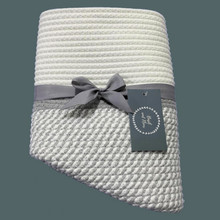 Load image into Gallery viewer, ISLAY