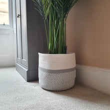 Load image into Gallery viewer, ISLAY